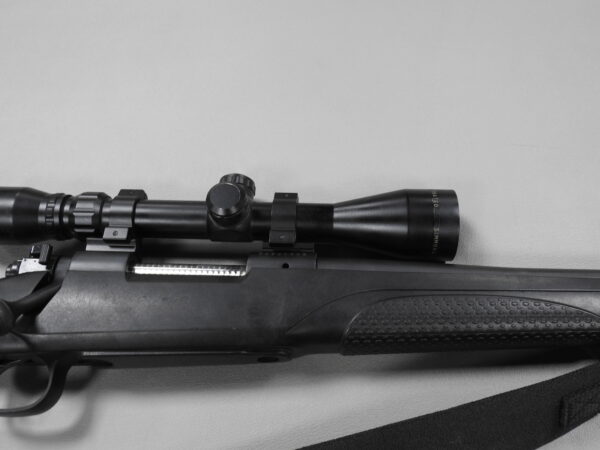 Winchester Model 70 - Image 2