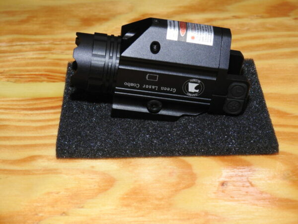 Mini Green Laser/LED Flashlight Combo - Image 5